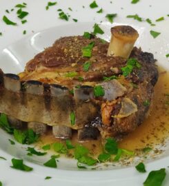 Melania Restaurant