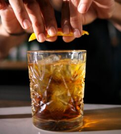 Trois Cocktail Bar
