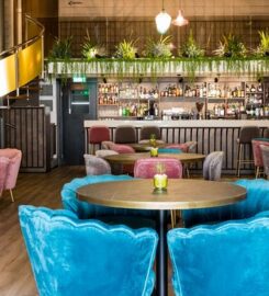 Stretto Café Lounge-Bar
