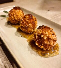 Le Bordeaux Bistro & Wine Bar