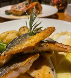 Le Bordeaux Bistro & Wine Bar