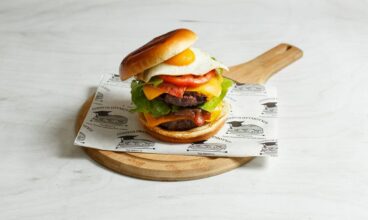 Άνεργοι Πτυχιούχοι Fastfood