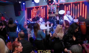 STAGE LIVE